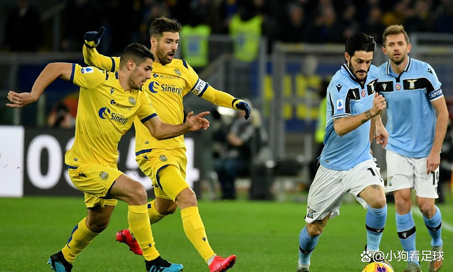 维罗纳的突破：客场夺得一场胜利的简单介绍