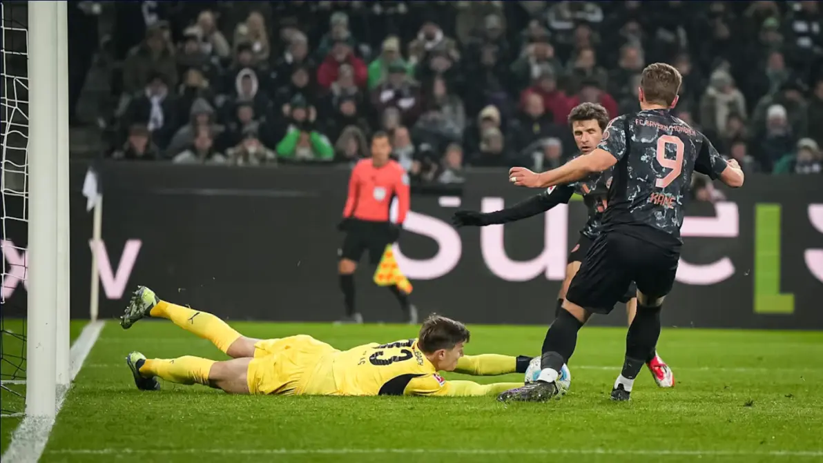 关于门兴格拉德巴赫在主场取分，实现保级目标的信息