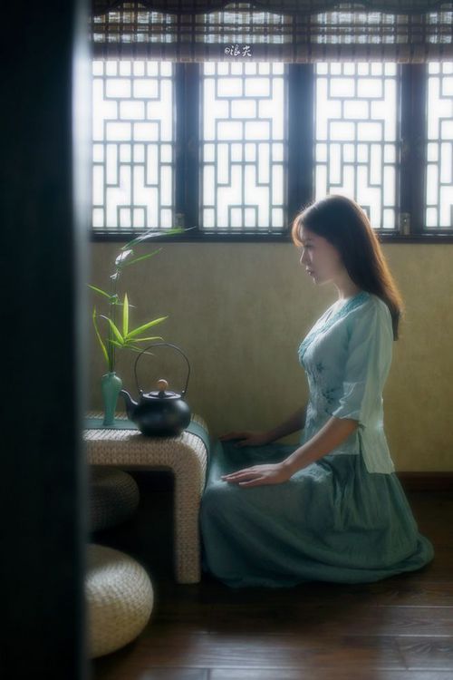 教堂钟声响彻洛里安，基耶萨双重奏与墨西哥风暴压垮雷恩