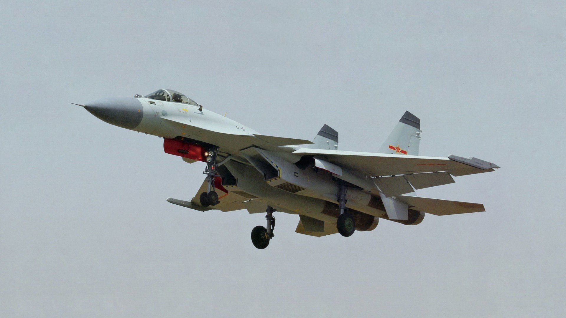 起落之间,从福克斯的绝境光芒到马刺的沉默反击